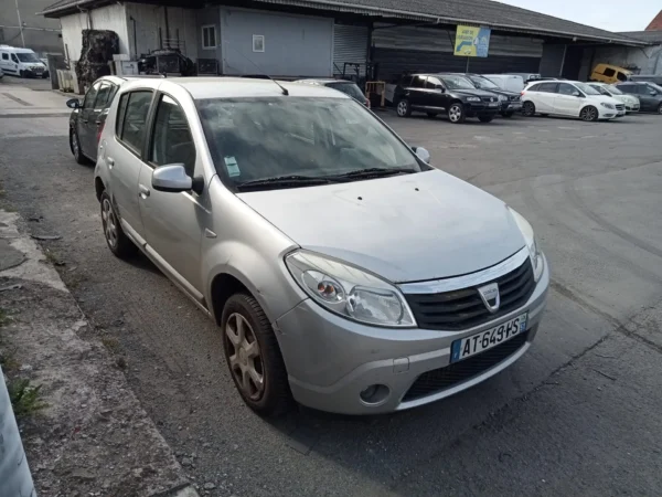 DACIA SANDERO Lauréate 2010
