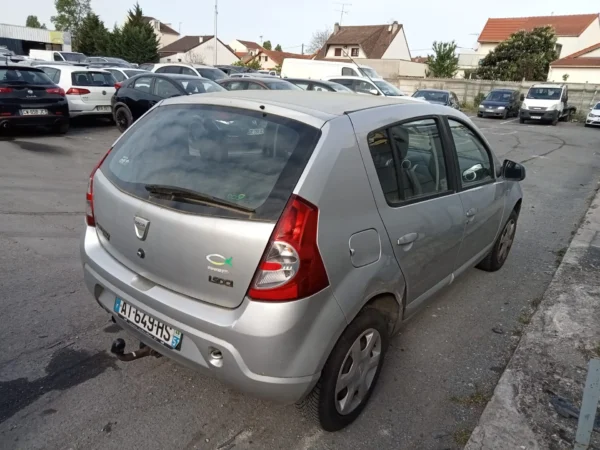 DACIA SANDERO Lauréate 2010