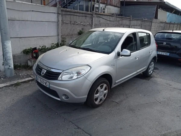 DACIA SANDERO Lauréate 2010
