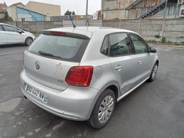 VOLKSWAGEN POLO Trendline 2010