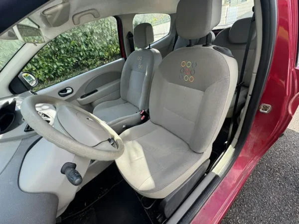 RENAULT TWINGO II Art Collection 2010