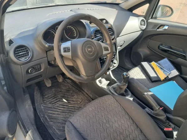 OPEL CORSA Graphite 2013