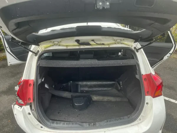 TOYOTA AURIS SkyBlue 2015
