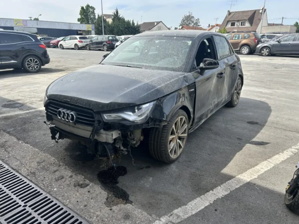 AUDI A1 SPORTBACK S line 2013