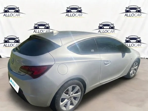 OPEL ASTRA GTC Panoramique 2013