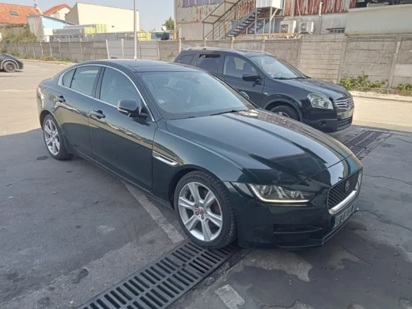 JAGUAR XE Portfolio 2017