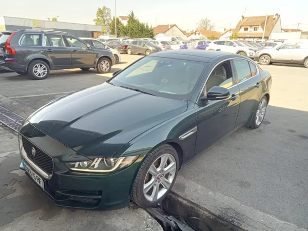 JAGUAR XE Portfolio 2017