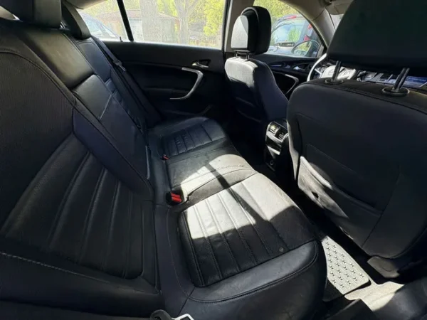 OPEL INSIGNIA Cosmo Pack 2011