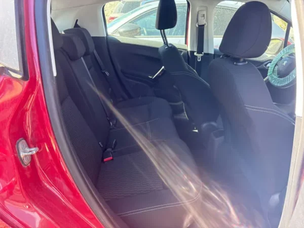 PEUGEOT 208 Active 2015