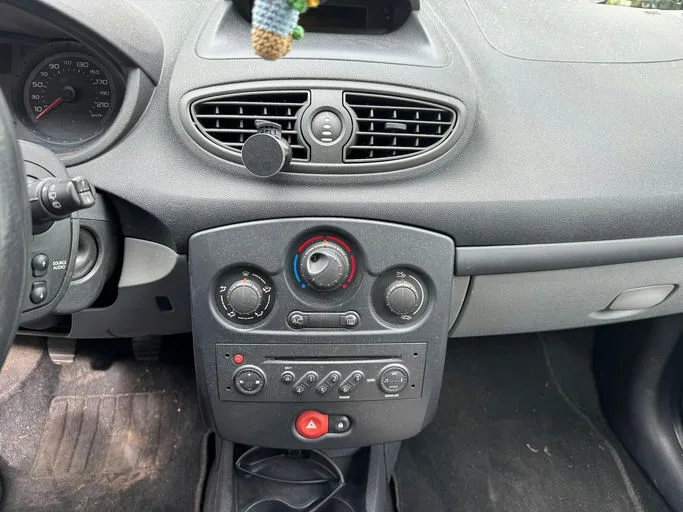 RENAULT CLIO III Privilège 2007 – Image 6