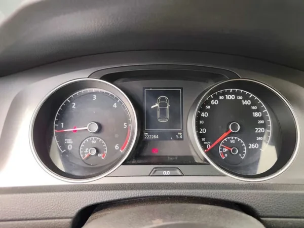 VOLKSWAGEN GOLF Trendline 2013