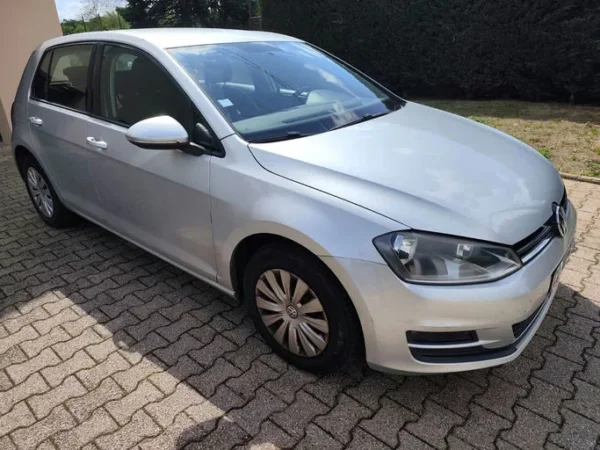 VOLKSWAGEN GOLF Trendline 2013