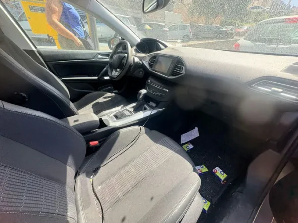 PEUGEOT 308 Allure 2018