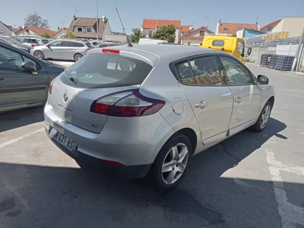 RENAULT MEGANE III BERLINE Zen 2015