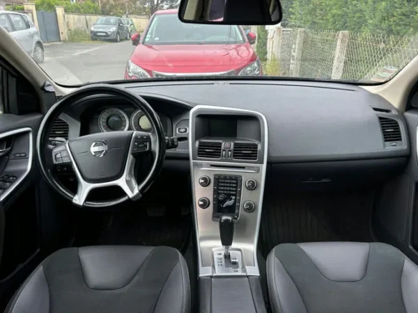 VOLVO XC60 Momentum Geartronic A 2010