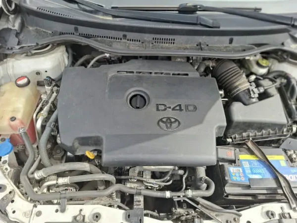 TOYOTA AURIS TOURING SPORTS Dynamic 2014