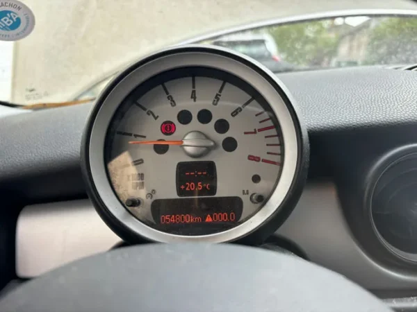 MINI MINI R56 One 2009