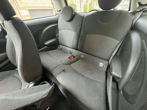 MINI MINI R56 One 2009