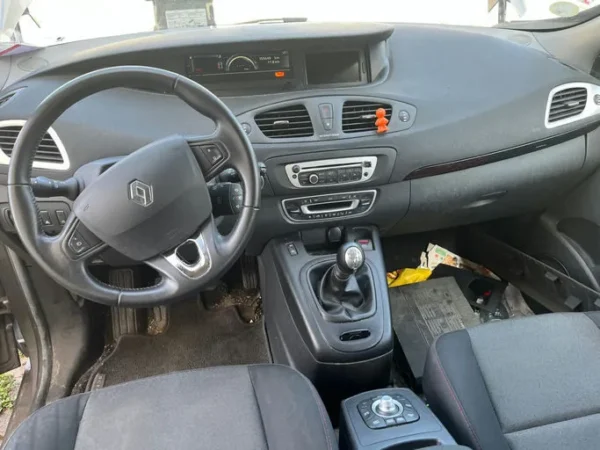 RENAULT SCENIC III Limited 2013