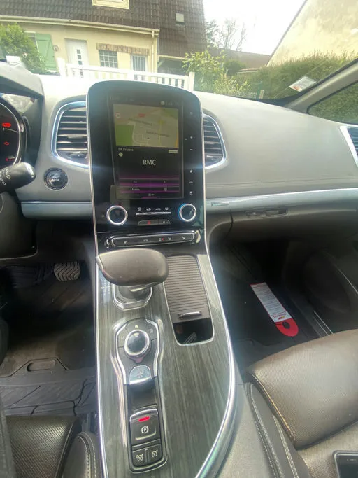 RENAULT ESPACE V Initiale Paris EDC 2015 – Image 13