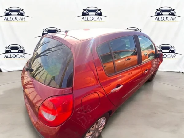 RENAULT CLIO III Initiale 2009