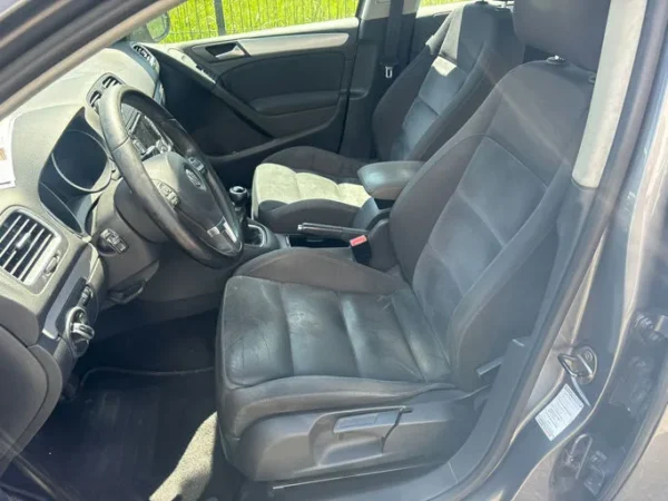 VOLKSWAGEN GOLF Confortline 2010