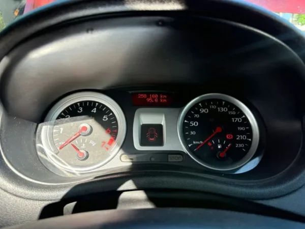 RENAULT CLIO III 20th 2010