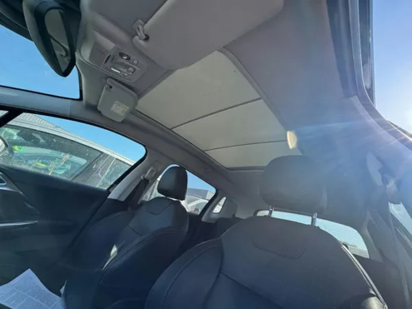 PEUGEOT 2008 Féline Titane 2016