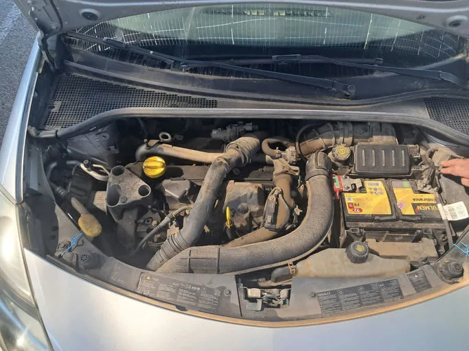 RENAULT CLIO III Expression Clim 2010 – Image 10