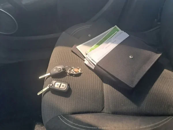 RENAULT CLIO III Expression Clim 2010