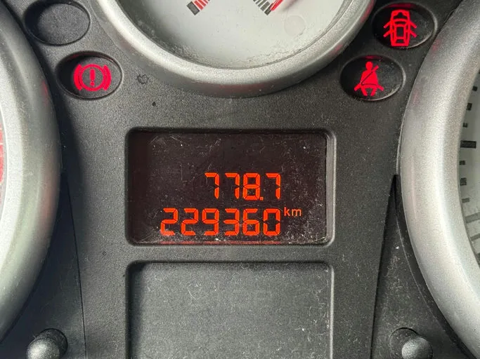 PEUGEOT 207 Urban 2009 – Image 10