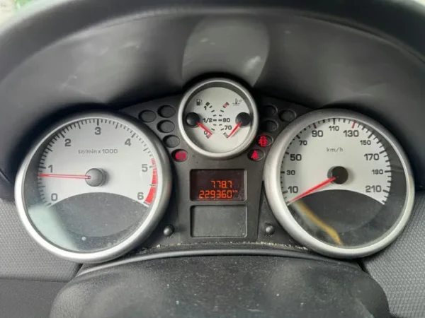 PEUGEOT 207 Urban 2009