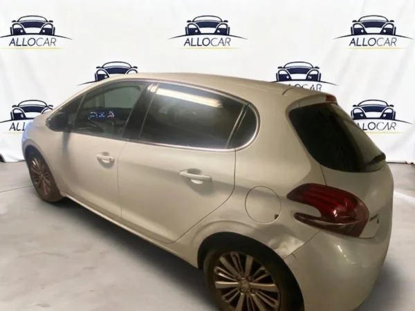 PEUGEOT 208 Allure 2019