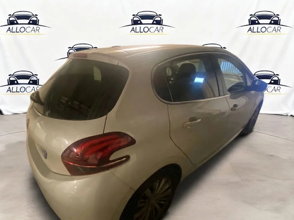 PEUGEOT 208 Allure 2019 – Image 3