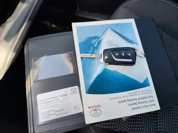 TOYOTA AURIS Dynamic 2014