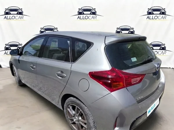 TOYOTA AURIS Dynamic 2014