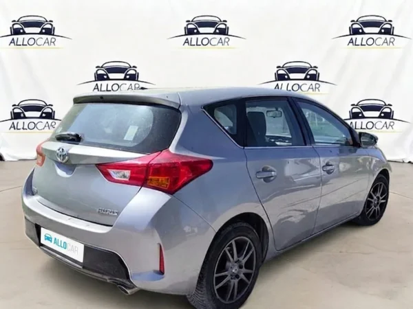 TOYOTA AURIS Dynamic 2014
