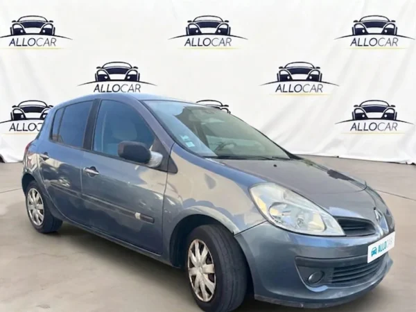RENAULT CLIO III Expression 2009