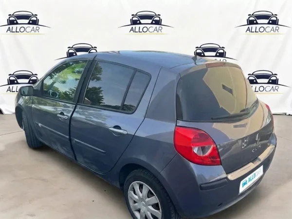 RENAULT CLIO III Expression 2009