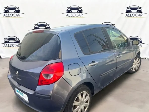 RENAULT CLIO III Expression 2009