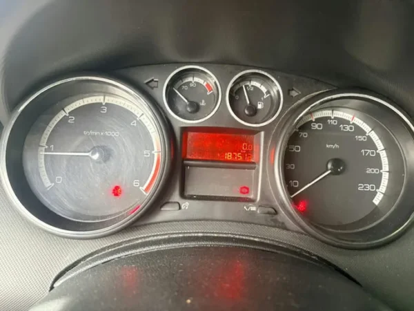 PEUGEOT 308 Féline 2009