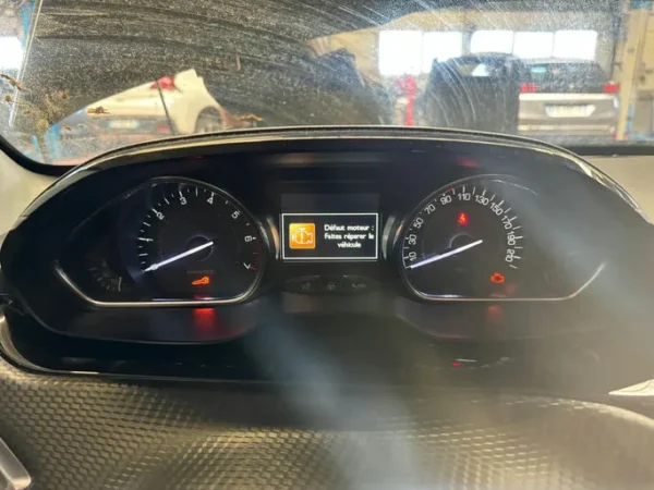 PEUGEOT 2008 Allure 2019