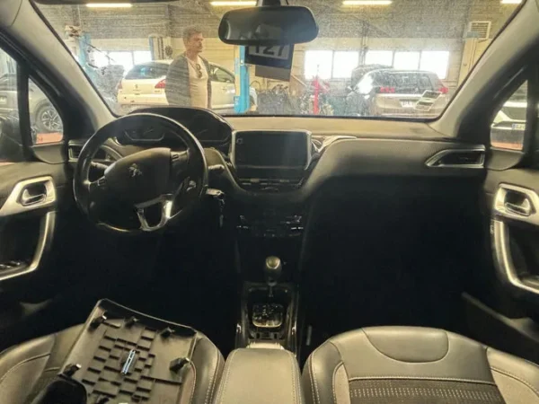 PEUGEOT 2008 Allure 2019