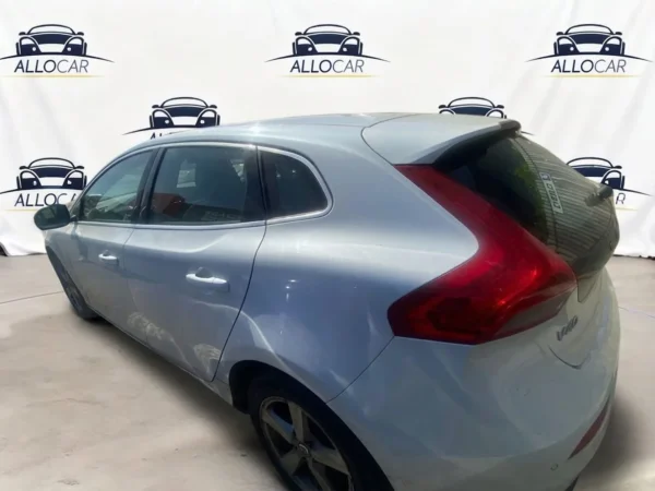 VOLVO V40 Momentum 2014