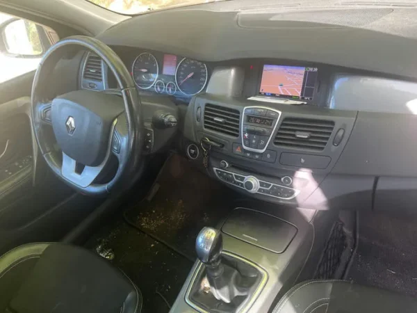 RENAULT LAGUNA ESTATE BUSINESS Business 2012