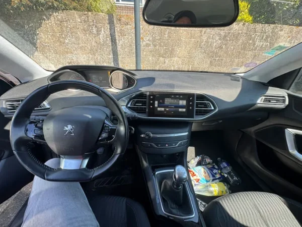 PEUGEOT 308 Active 2015