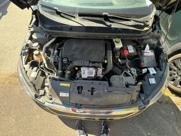 PEUGEOT 308 Active 2015