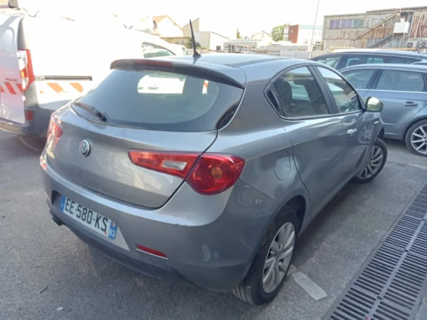 ALFA ROMEO GIULIETTA Distinctive 2016