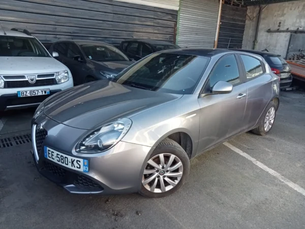 ALFA ROMEO GIULIETTA Distinctive 2016