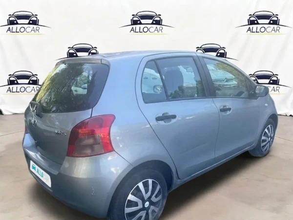 TOYOTA YARIS II Luna 2006